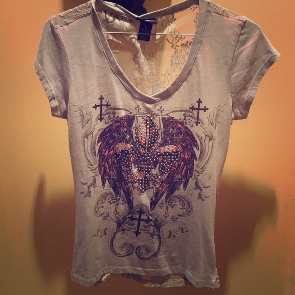 RUE 21 v-neck - Picture 1 of 2